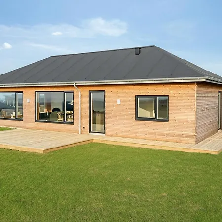 Holiday home 6000 *