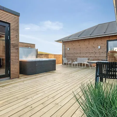 6000 Holiday home *